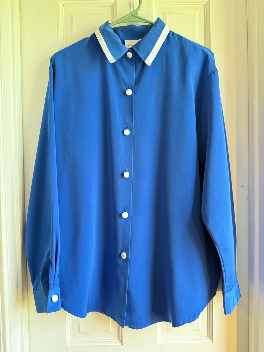 Vintage Susan Graver Blue Button-Up Shirt with Contrast White Trim